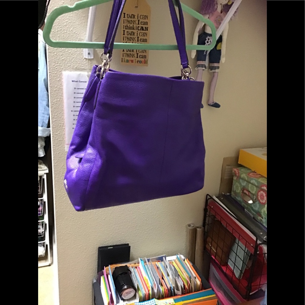 COACH HANDBAG